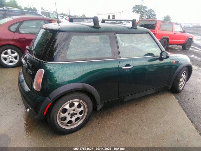 2004 MINI COOPER HARDTOP WMWRC33404TJ61917 Photo 3