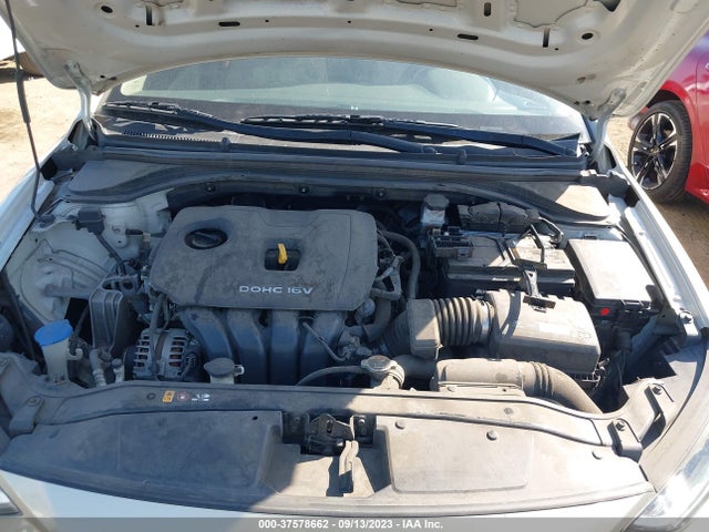 Hyundai ELANTRA SE 2017 KMHD74LFXHU110705 Image 10