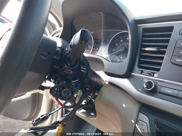 Hyundai ELANTRA SE 2017 KMHD74LFXHU110705 Image 6