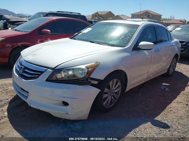 2011 HONDA ACCORD SDN EX-L VIN: 1HGCP3F83BA006123