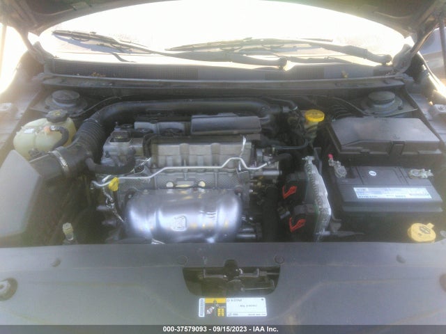 1C3CCCABXFN713915 Chrysler 200 Limited