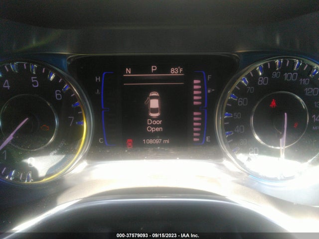1C3CCCABXFN713915 Chrysler 200 Limited
