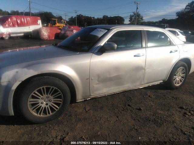 2010 CHRYSLER 300 TOURING VIN: 2C3CA5CV5AH327803
