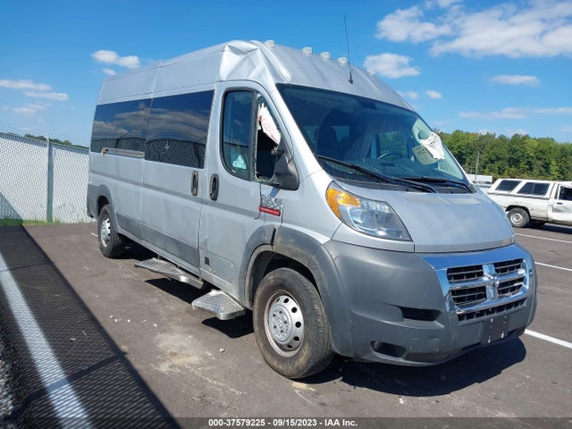 RAM Promaster Window Van 2018 3C6TRVPG7JE143708 главное изображение