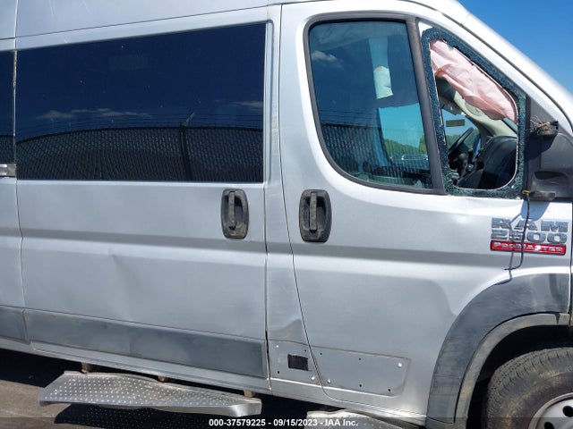RAM Promaster Window Van 2018 3C6TRVPG7JE143708 Image 13