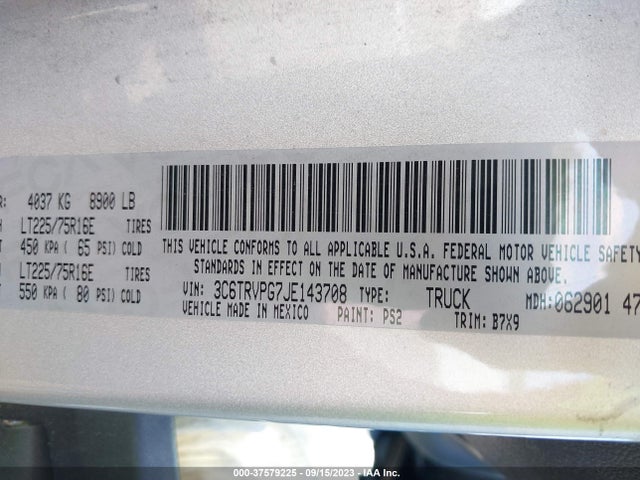 RAM Promaster Window Van 2018 3C6TRVPG7JE143708 Image 9
