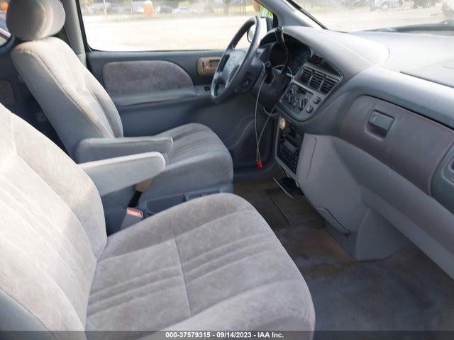 2000 TOYOTA SIENNA LE/XLE VIN: 4T3ZF13CXYU316630