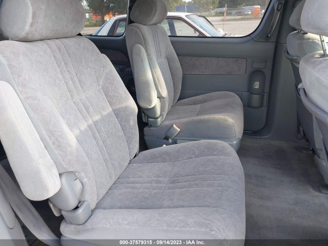 2000 TOYOTA SIENNA LE/XLE VIN: 4T3ZF13CXYU316630