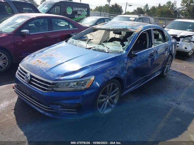 1VWAT7A35GC044644 Volkswagen Passat 1.8t R-line