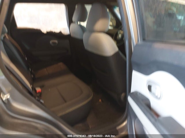 KIA SOUL + 2016 KNDJP3A56G7393967 Image 8