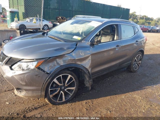 JN1BJ1CRXKW319558 Nissan Rogue Sport Sl