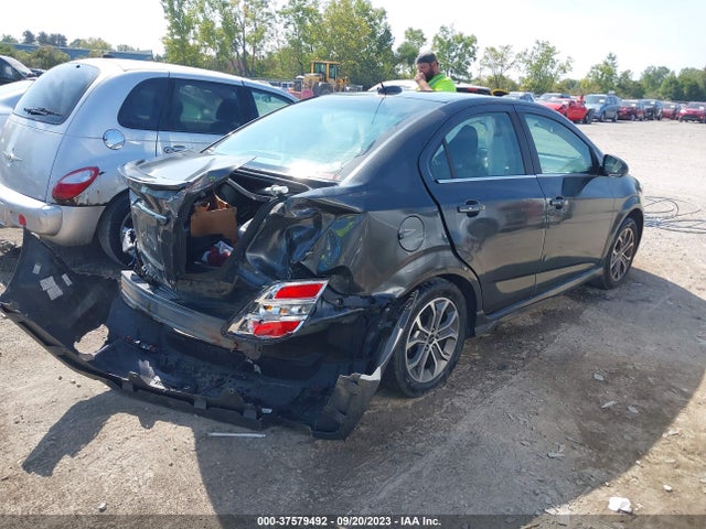 Chevrolet SONIC LT 2018 1G1JD5SH6J4112667 Image 4