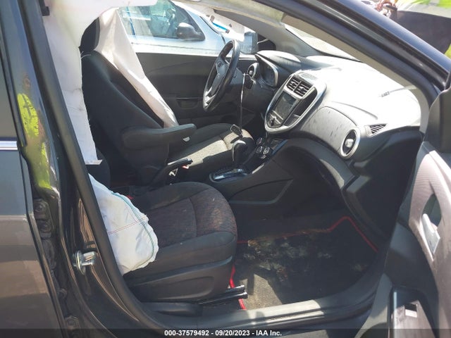 Chevrolet SONIC LT 2018 1G1JD5SH6J4112667 Image 5
