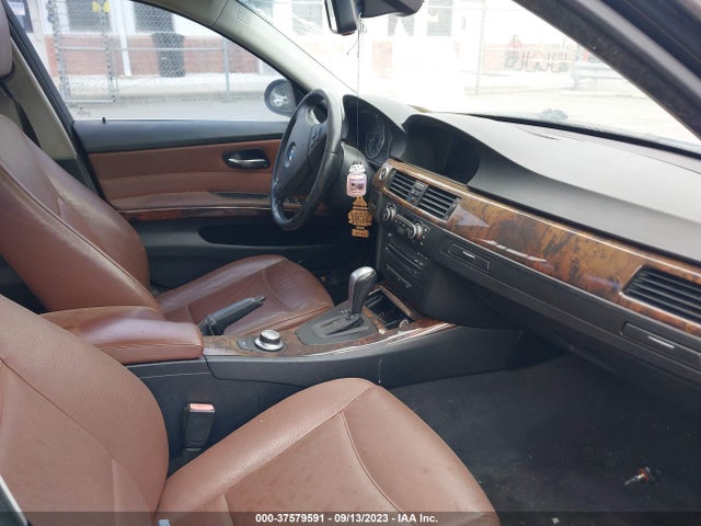 2008 BMW 3 SERIES VIN: WBAVD53538A010538