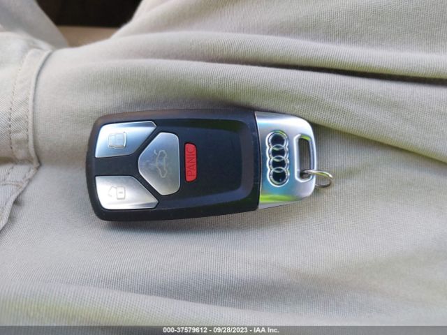 2017 AUDI A4 WAUENAF46HN023348 Photo 10