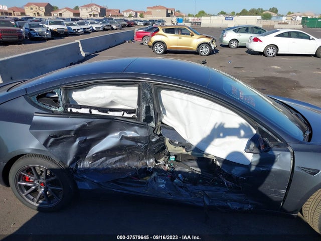 2018 Tesla 3, VIN: 5YJ3E1EA0JF036327