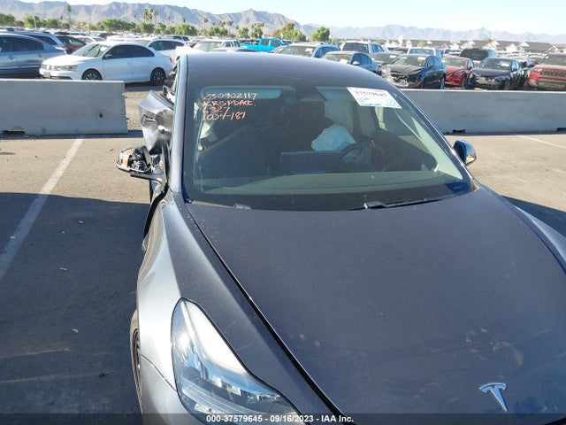 2018 Tesla 3, VIN: 5YJ3E1EA0JF036327