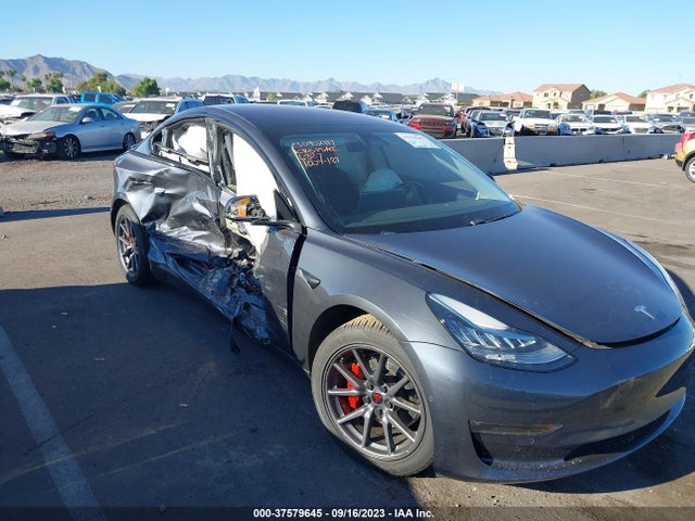 2018 Tesla 3, VIN: 5YJ3E1EA0JF036327