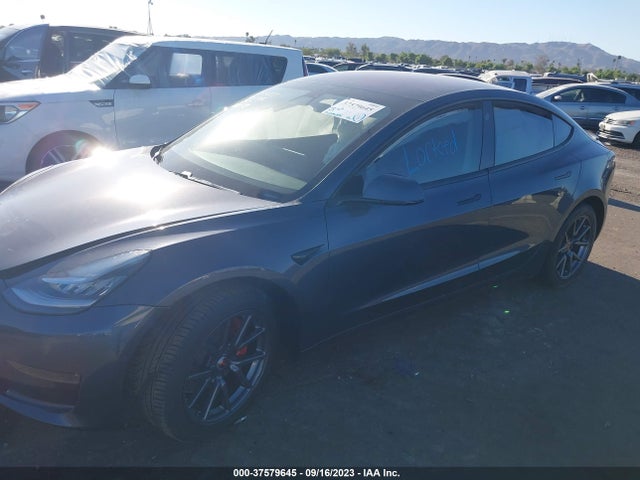 2018 Tesla 3, VIN: 5YJ3E1EA0JF036327