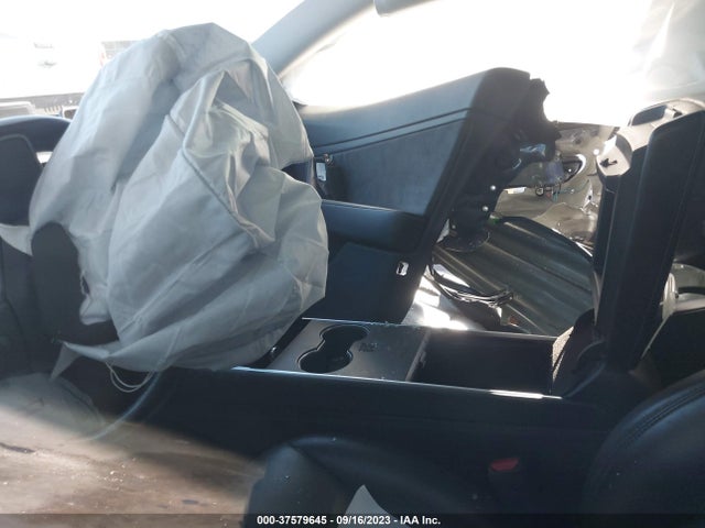 2018 Tesla 3, VIN: 5YJ3E1EA0JF036327