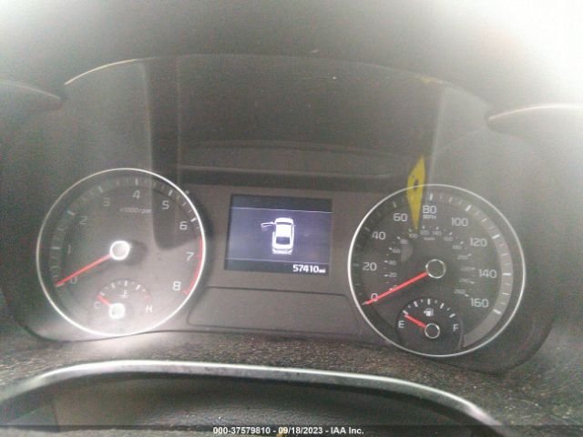 3KPF24AD7KE043998 KIA Forte Lxs