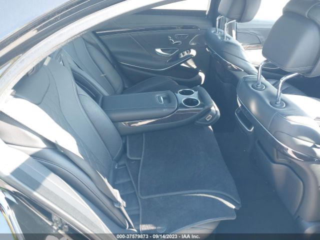 WDDUG8GB2JA395545 Mercedes-Benz S-class S 560