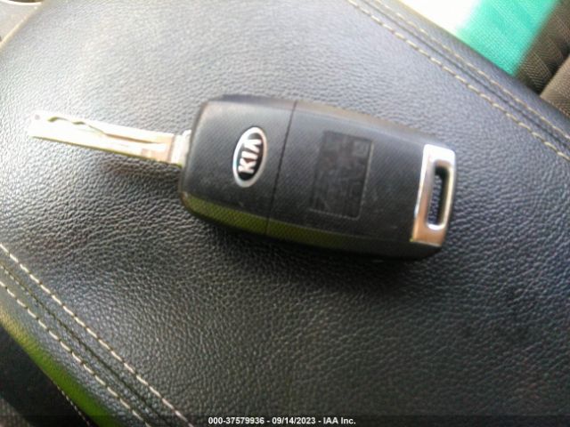 KNDPMCAC5K7556134 KIA Sportage Lx