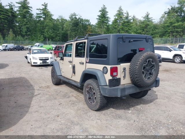 1C4BJWDG5GL230206 Jeep Wrangler Unlimited Sport