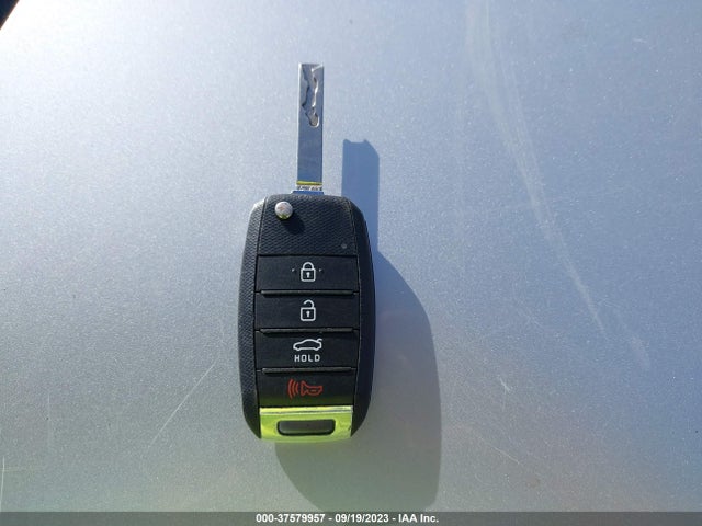 KIA Optima Lx 2019 5XXGT4L38KG283414 Image 3