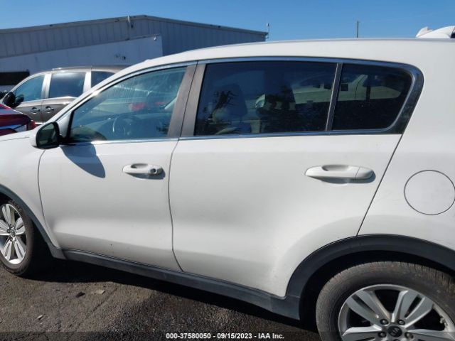 KNDPM3ACXH7219967 KIA Sportage Lx