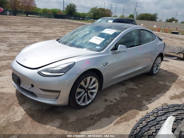 Tesla Model 3 Range Battery 2018 5YJ3E1EA6JF034873 Image 2
