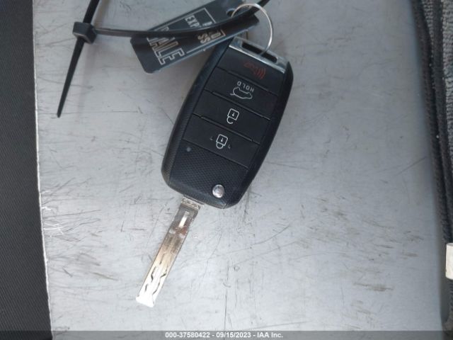 KNDJN2A25G7314410 KIA Soul Base