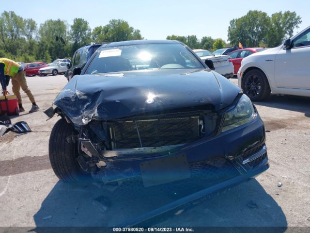 WDDGJ4HB4FG398554 Mercedes-Benz C-class C 250