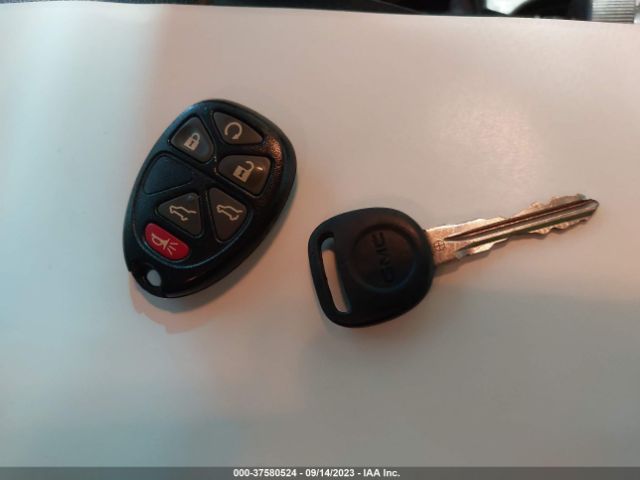 1GKS1KE05ER231218 GMC Yukon Xl Slt