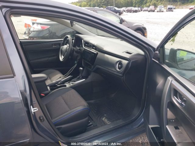 2T1BURHE3HC828594 Toyota COROLLA SE