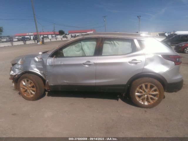JN1BJ1BW0NW491027 Nissan Rogue Sport Sv