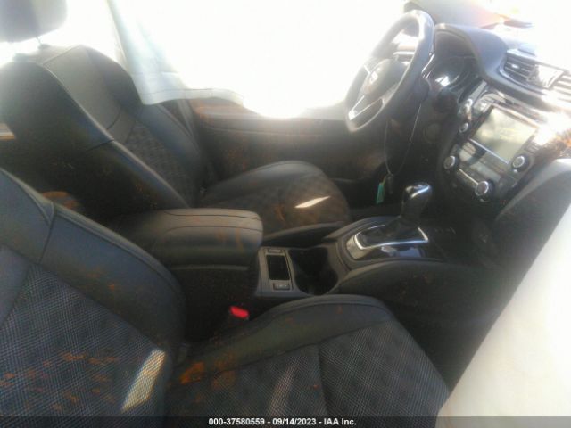 JN1BJ1BW0NW491027 Nissan Rogue Sport Sv