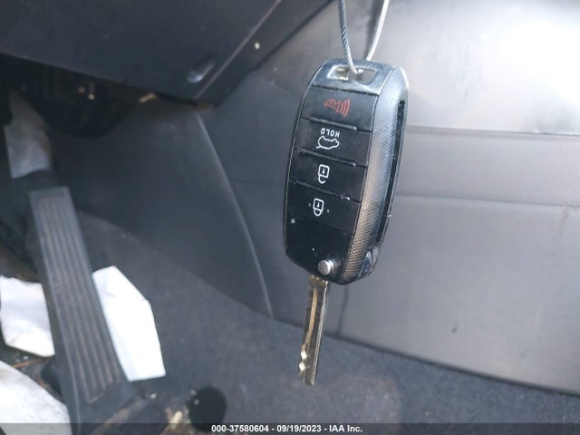 KIA Soul Base 2018 KNDJN2A27J7605806 Image 11