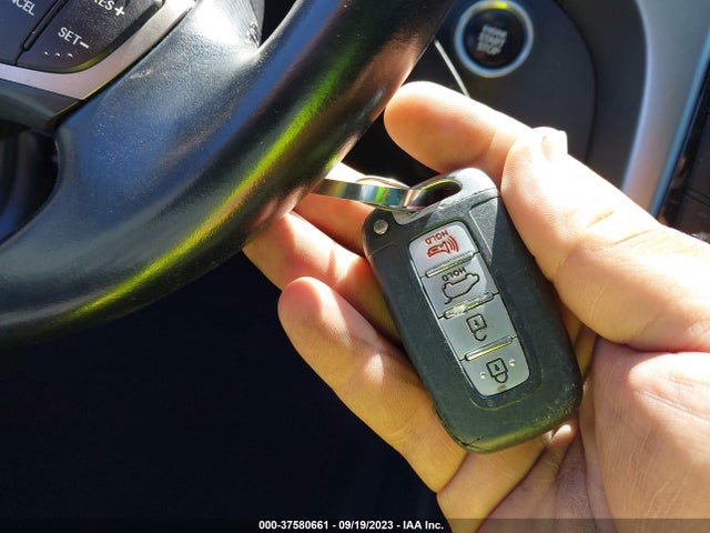 Hyundai ELANTRA GT 2014 KMHD35LH0EU201917 Image 11