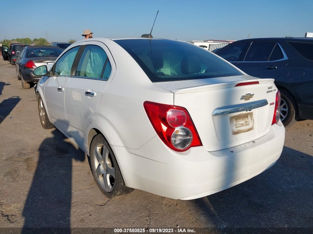 Chevrolet SONIC LTZ 2015 1G1JE5SBXF4103115 Image 3