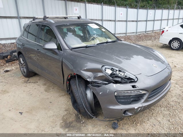2014 PORSCHE CAYENNE WP1AA2A22ELA01359 Photo 0