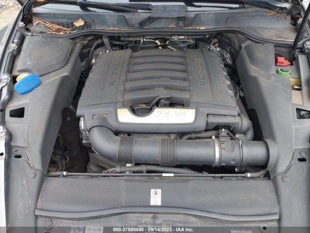 2014 PORSCHE CAYENNE WP1AA2A22ELA01359 Photo 9