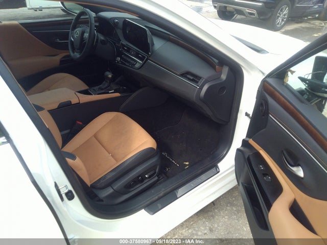 2024 Lexus ES, VIN: 58ADZ1B12RU161088