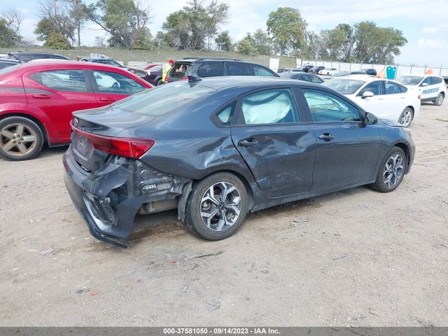 2020 KIA FORTE LXS VIN: 3KPF24AD4LE209329