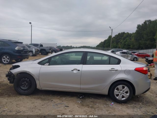 KNAFK4A60E5145013 KIA FORTE LX