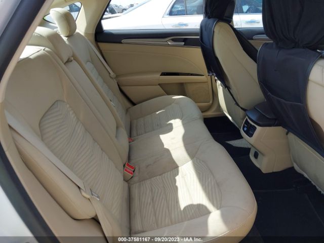 3FA6P0H79GR203489 Ford FUSION SE