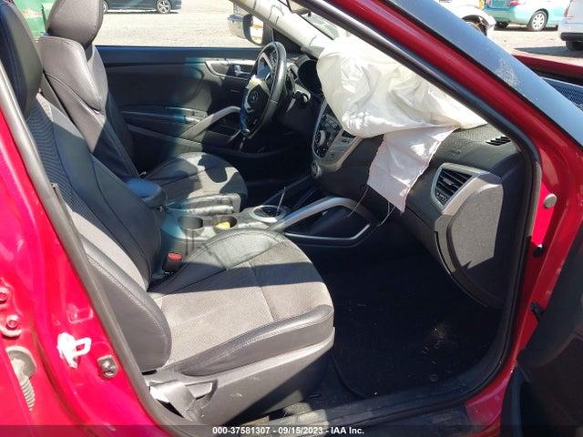 2015 HYUNDAI VELOSTER VIN: KMHTC6AD5FU238304