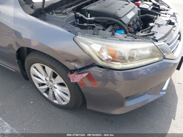 1HGCR3F92FA032530 Honda Accord Sedan Touring
