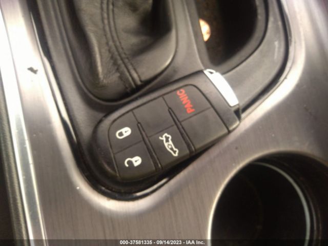 2C3CDZAG2GH236581 Dodge Challenger Sxt Plus