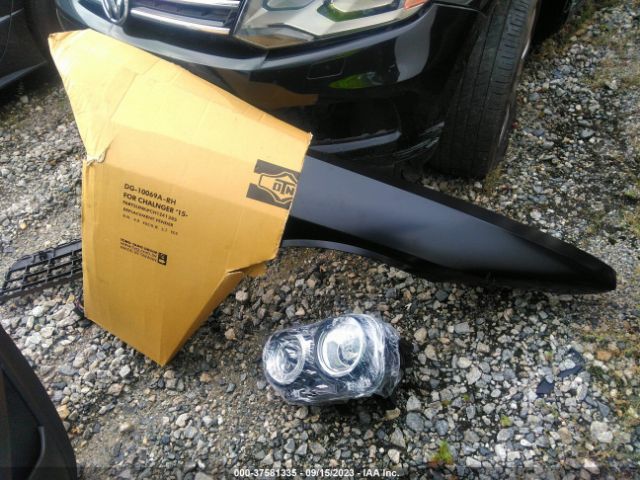 2C3CDZAG2GH236581 Dodge Challenger Sxt Plus